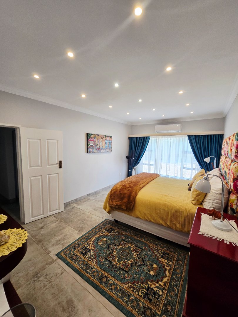 6 Bedroom Property for Sale in Wilkoppies North West